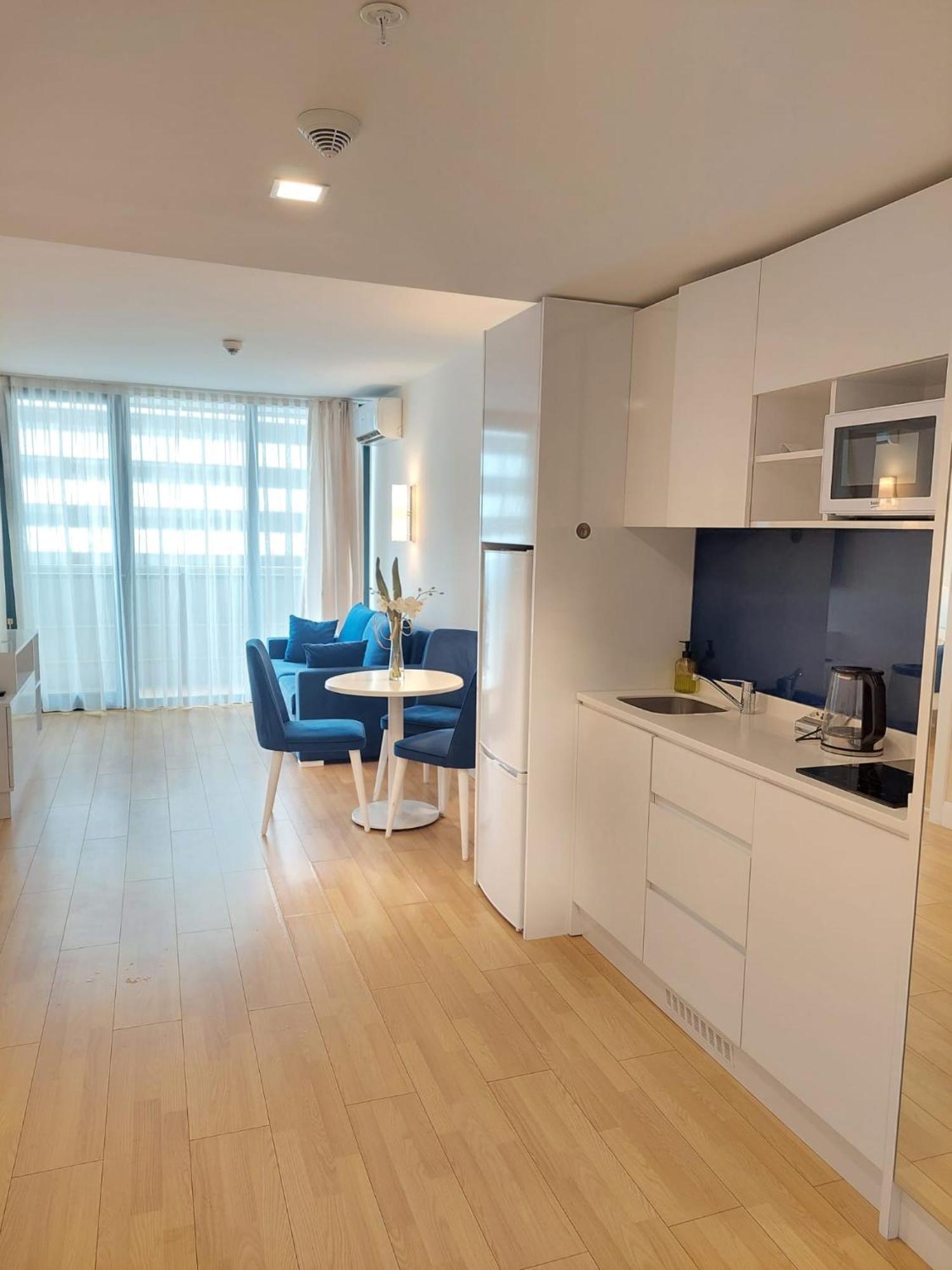 Natalia -Apartments In - Orbi City Батуми Экстерьер фото