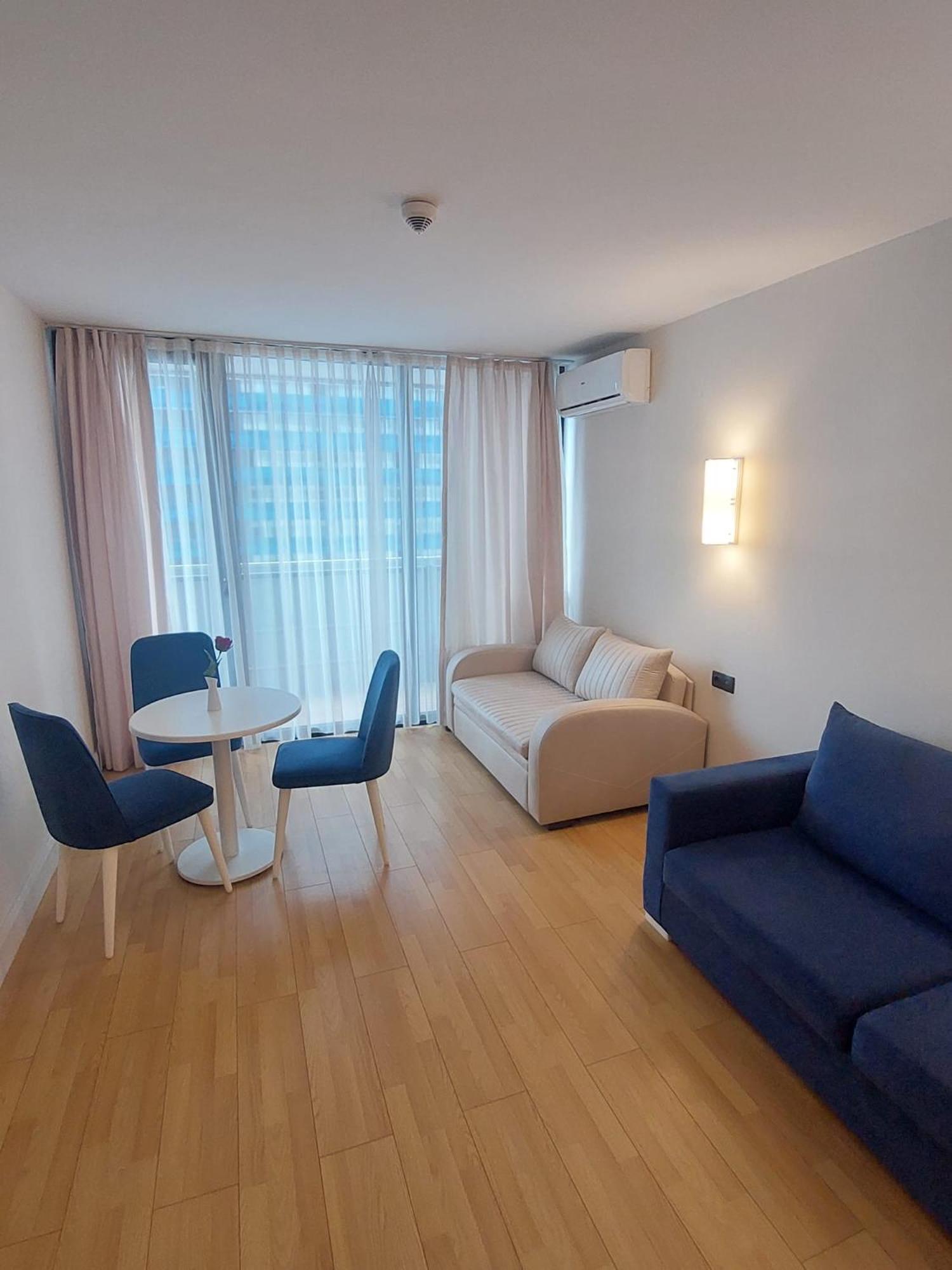 Natalia -Apartments In - Orbi City Батуми Экстерьер фото