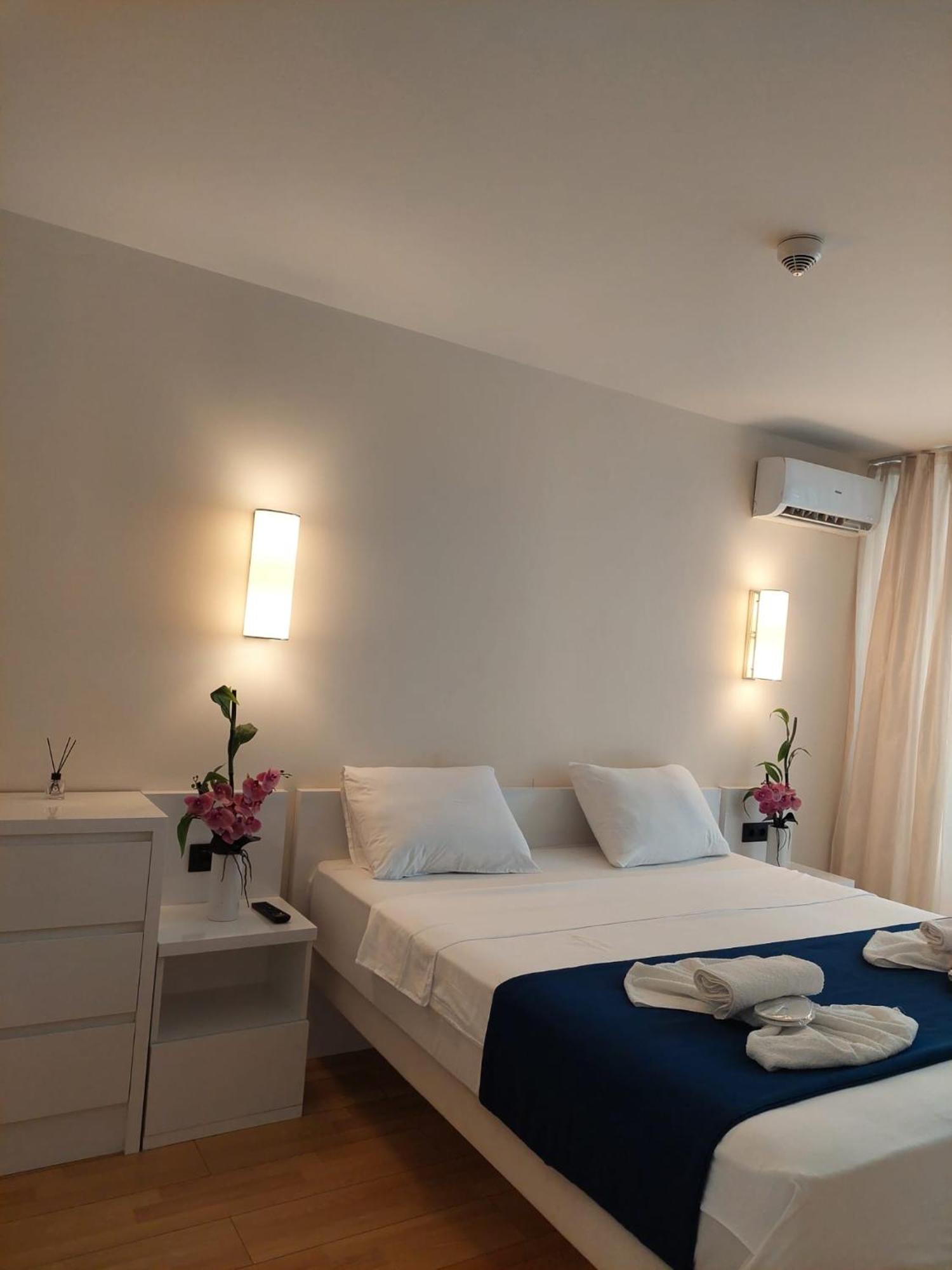 Natalia -Apartments In - Orbi City Батуми Экстерьер фото