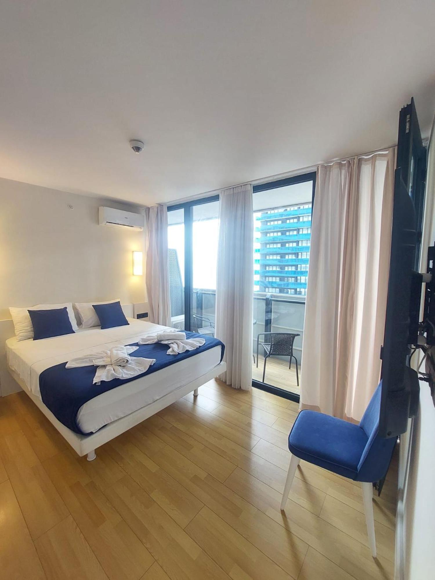 Natalia -Apartments In - Orbi City Батуми Экстерьер фото
