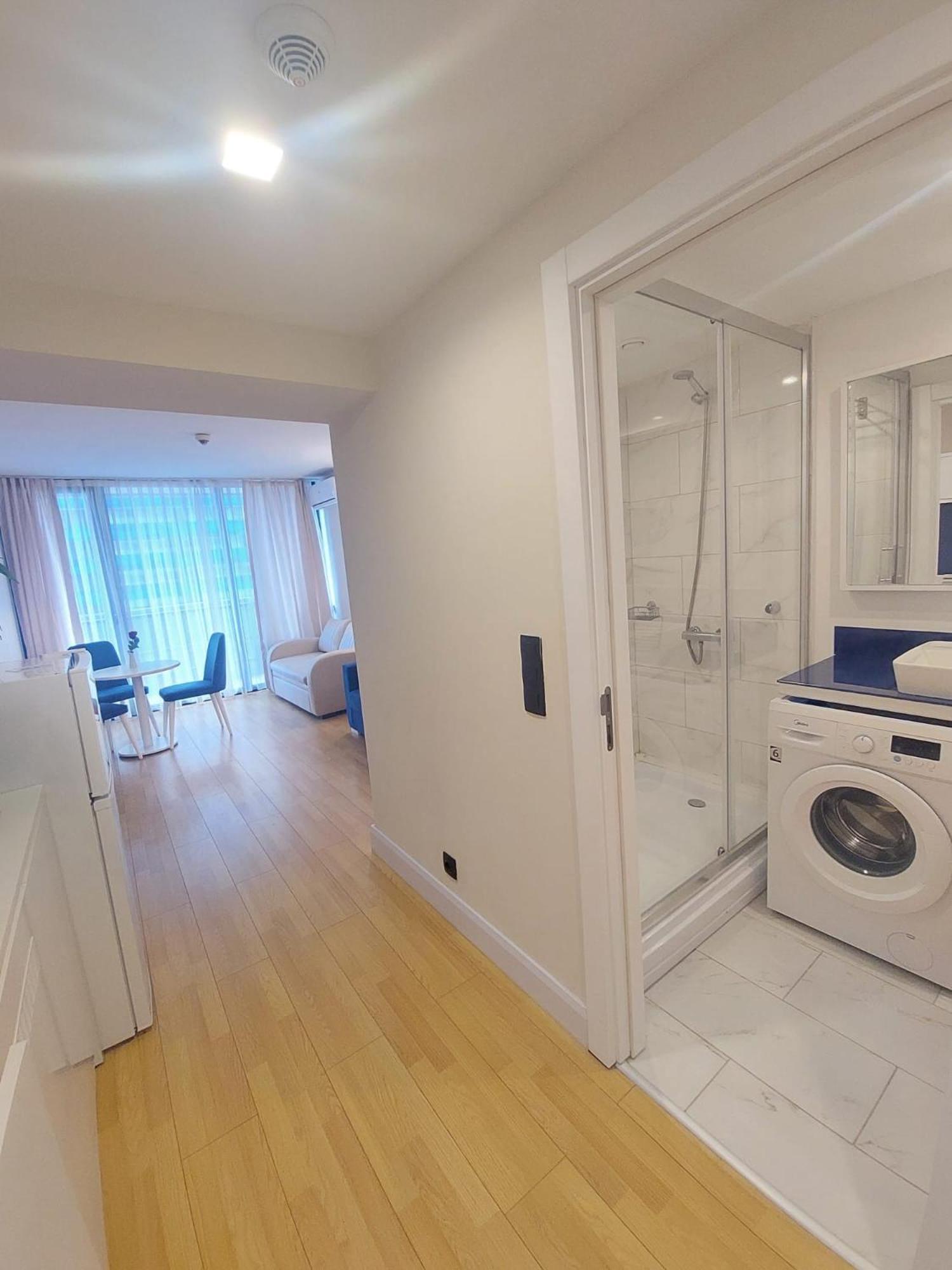 Natalia -Apartments In - Orbi City Батуми Экстерьер фото