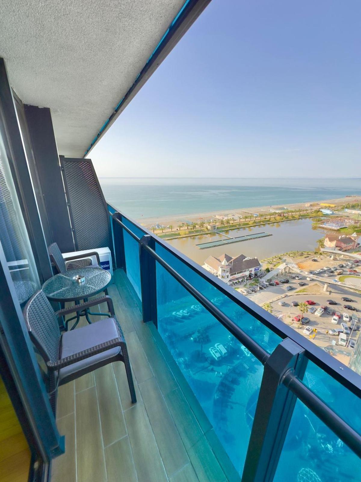 Natalia -Apartments In - Orbi City Батуми Экстерьер фото