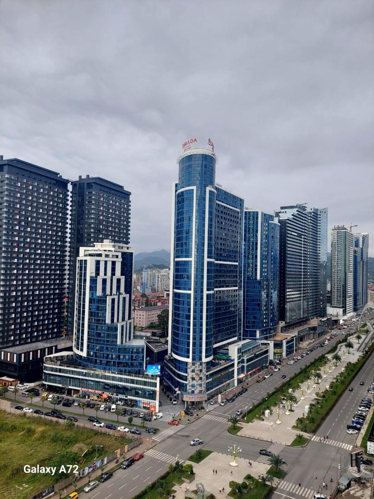 Natalia -Apartments In - Orbi City Батуми Экстерьер фото